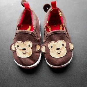 Monkey shoes